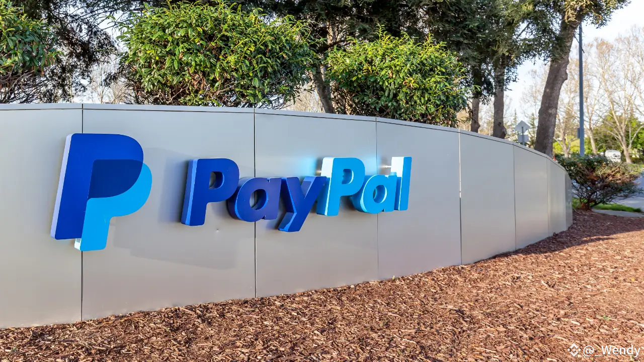PayPal Launches Stablecoin PYUSD